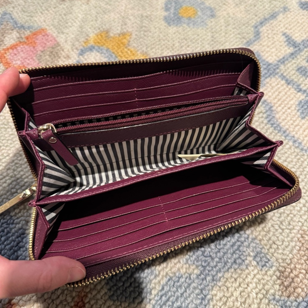 Like New! Kate Spade Cameron Street Lacey Saffiano Leather Wallet Deep Plum - Picture 7 of 10